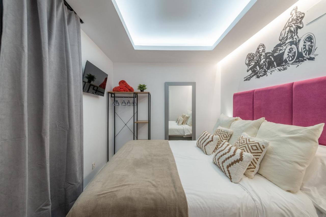 The Heart Of The City, Sol, By Monaro***** Madrid Bagian luar foto