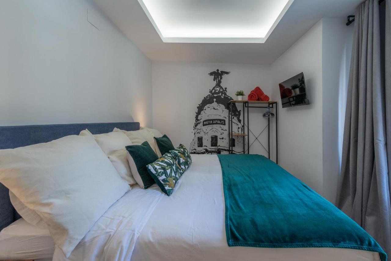 The Heart Of The City, Sol, By Monaro***** Madrid Bagian luar foto